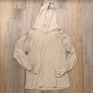 Alo Conquer Long Sleeve with Hood Size Small